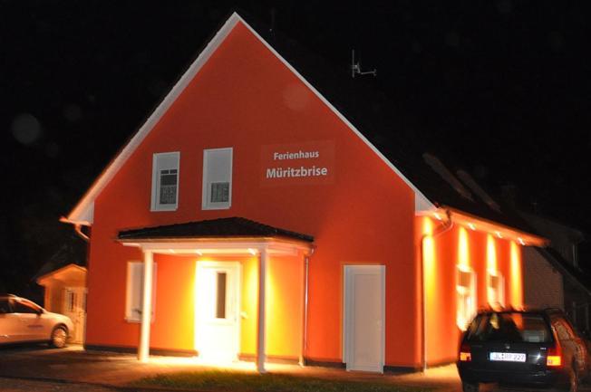 Marienfelde Ferienhaus Mueritzbrise / Og-Appartement מראה חיצוני תמונה